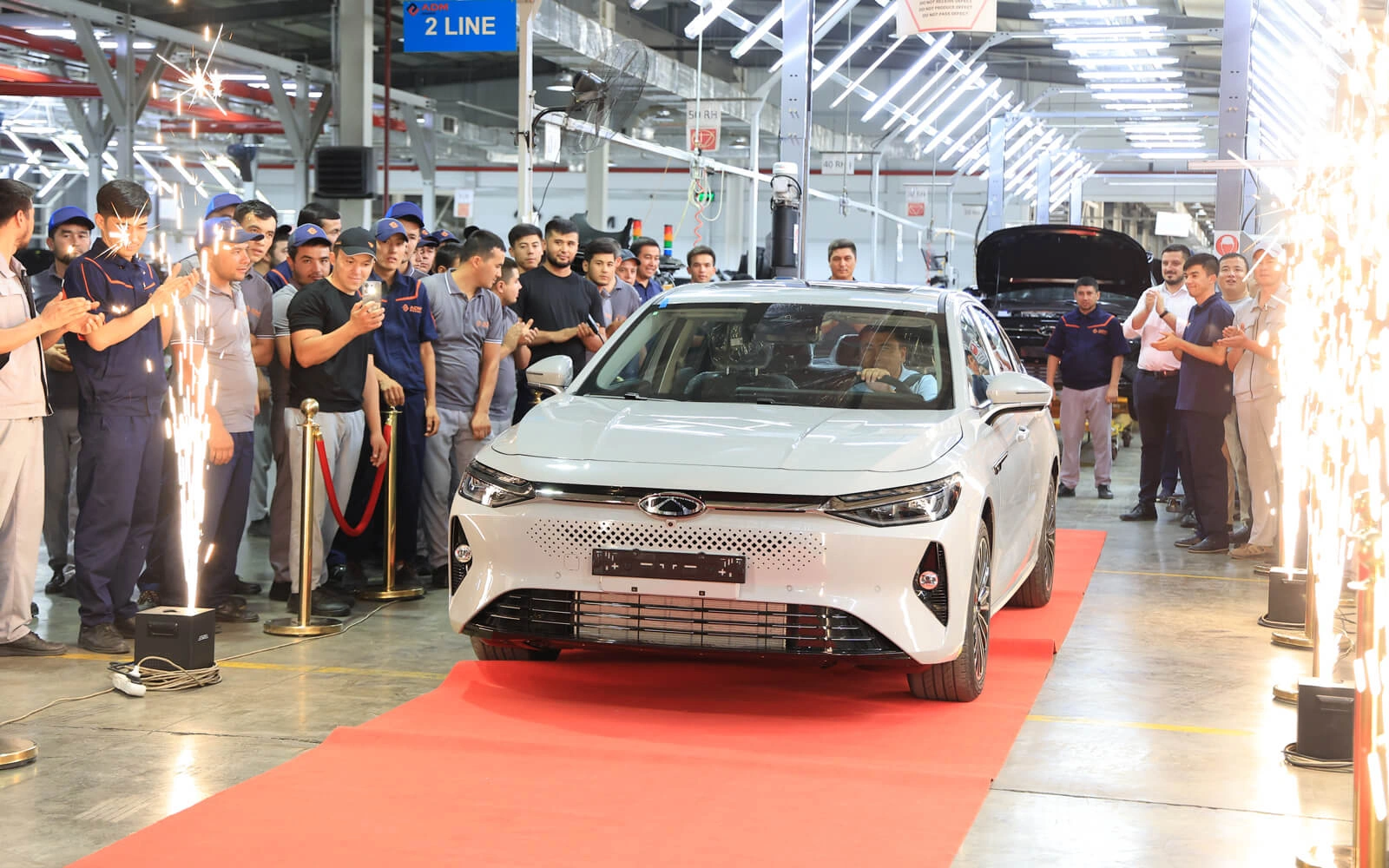 O'zbekistonda birinchi Chery gibrid avtomobili - Arrizo 8 Hybrid biznes-sedanining taqdimoti bolib otdi, ADM Jizzakh zavodida ishlab chiqarish yo'lga qo'yildi