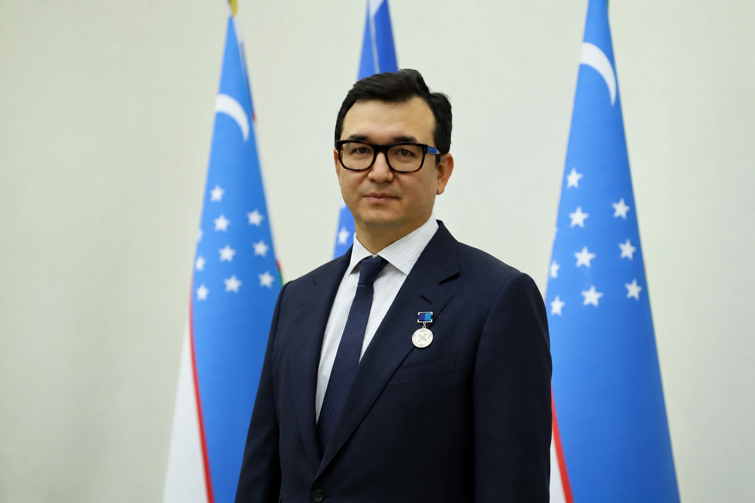 Prezident ADM bosh direktorini “Faol tadbirkor” ko‘krak nishoni bilan taqdirladi
